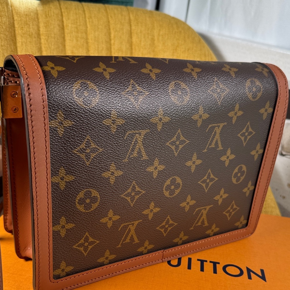 Louis Vuitton Brown Monogram Shoulder Bag - Picture 10 of 16